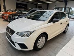 Weiß Gebraucht 2018 Seat Ibiza Reference Limousine | 8.900 € (Guter Preis)