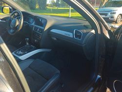 Grau Gebraucht 2012 Audi A4 S-Line Kombi | 15.199 €