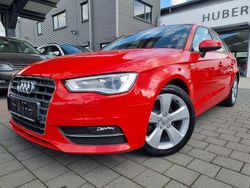 Rot Gebraucht 2015 Audi A3 Sport Limousine | 8.700 € (Fairer Preis)