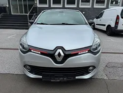 Grau Gebraucht 2015 Renault Clio IV Luxe Limousine | 6.990 € (Guter Preis)