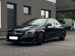 Schwarz Gebraucht 2014 Mercedes CLA220 AMG line Limousine | 12.000 € (Fairer Preis)