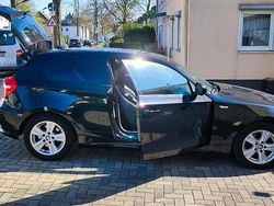 Schwarz Gebraucht 2011 BMW 118 Coupé Coupé | 4.600 € (Guter Preis)