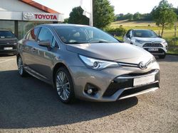 Bronze Gebraucht 2015 Toyota Avensis Executive Limousine | 18.490 € (Etwas zu teuer)