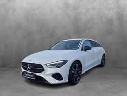 Digitalweiß Gebraucht 2024 Mercedes CLA200 Shooting Brake Kombi | 30.704 € (Fairer Preis)