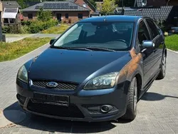 Schwarz Gebraucht 2007 Ford Focus Limousine | 1.690 € (Guter Preis)