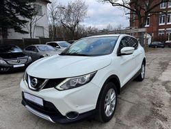 Weiß Gebraucht 2014 Nissan Qashqai Acenta+ SUV | 9.400 € (Etwas zu teuer)