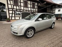 Silber Gebraucht 2007 Ford Focus Kombi | 2.950 € (Fairer Preis)
