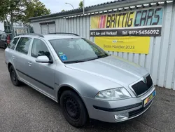 Silber Gebraucht 2005 Skoda Octavia Ambiente Kombi | 1.990 € (Fairer Preis)