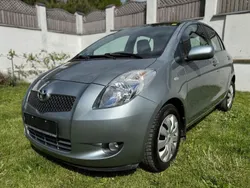 Grau Gebraucht 2008 Toyota Yaris Sol Limousine | 5.990 € (Teuer)