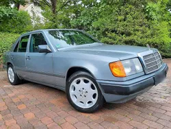 Gebraucht 1988 Mercedes E300 Limousine | 4.500 €