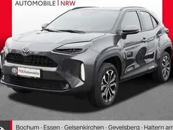 Grau Gebraucht 2024 Toyota Aygo Pulse Kleinwagen | 15.989 € (Fairer Preis)