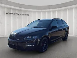 Schwarz Gebraucht 2016 Skoda Octavia RS Kombi | 16.490 € (Fairer Preis)