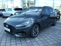 Grün schwarz Gebraucht 2024 Hyundai i30 Advantage Kombi | 22.990 € (Fairer Preis)