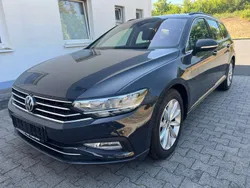 Grau Gebraucht 2020 VW Passat Business Kombi | 15.000 € (Fairer Preis)