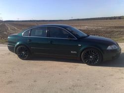 Grün metallic Gebraucht 2001 VW Passat Comfortline Kombi | 7.345 €