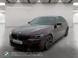Rot Gebraucht 2022 BMW M550 Performance Limousine | 61.707 € (Teuer)