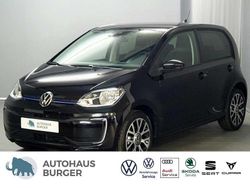 Deep black perleffekt (metallic) Gebraucht 2024 VW e-up! Edition Kleinwagen | 22.690 € (Fairer Preis)