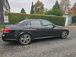 Schwarz Gebraucht 2013 Mercedes E400 Avantgarde Limousine | 23.000 €