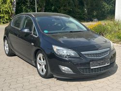 Schwarz Gebraucht 2010 Opel Astra Limousine | 2.000 € (Superpreis)