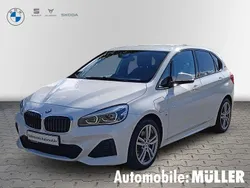Weiss Gebraucht 2019 BMW 225 Active Tourer M Sport Van / Kleinbus | 21.450 € (Etwas zu teuer)
