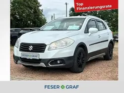 Weiß Gebraucht 2015 Suzuki SX4 Limousine | 11.950 € (Teuer)