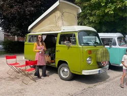 Grün Gebraucht 1977 VW T2 Van | 49.000 €