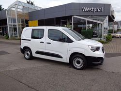 Jade weiß Gebraucht 2019 Opel Combo Selection Van / Kleinbus | 10.990 € (Etwas zu teuer)