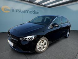 Schwarz Gebraucht 2024 Mercedes B180 Van / Kleinbus | 29.049 € (Superpreis)