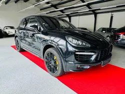 Schwarz Gebraucht 2012 Porsche Cayenne Turbo SUV | 27.950 € (Fairer Preis)