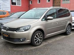 Gold Gebraucht 2012 VW Touran Trendline Van / Kleinbus | 8.900 € (Fairer Preis)