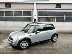 Silber Gebraucht 2002 Mini Cooper Kleinwagen | 2.799 €