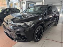 Schwarz Neu 2025 VW Tiguan R-line SUV | 61.190 €