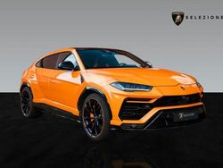 Orange Gebraucht 2022 Lamborghini Urus SUV | 255.650 € (Superpreis)