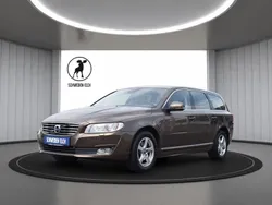 Braun Gebraucht 2016 Volvo V70 Kombi | 19.990 €