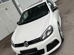 Weiß Gebraucht 2011 VW Golf VI R Coupé | 22.000 €