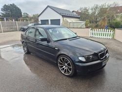 Schwarz Gebraucht 2003 BMW 318 Limousine | 699 € (Superpreis)