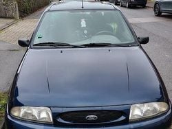 Blau Gebraucht 1999 Ford Fiesta Style Kleinwagen | 700 € (Guter Preis)