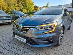 Grau Gebraucht 2022 Renault Mégane IV Techno Limousine | 18.200 € (Fairer Preis)