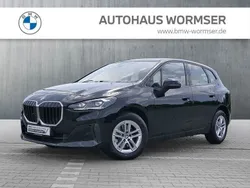 Schwarz Gebraucht 2024 BMW 218 Active Tourer Van / Kleinbus | 32.860 € (Superpreis)