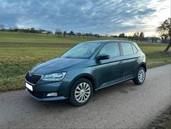 Grau Gebraucht 2020 Skoda Fabia Ambition Kleinwagen | 9.100 € (Guter Preis)