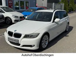 Weiß Gebraucht 2010 BMW 318 Sport Line Kombi | 6.999 € (Etwas zu teuer)