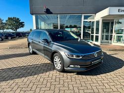 Grau Gebraucht 2016 VW Passat Kombi | 17.990 € (Fairer Preis)