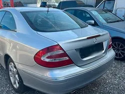 Silber Gebraucht 2003 Mercedes 240 Limousine | 2.299 €