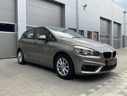 Silber Gebraucht 2017 BMW 218 Active Tourer Basis Van / Kleinbus | 10.795 € (Guter Preis)