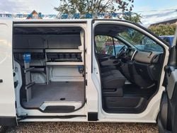 Weiß Gebraucht 2019 Renault Trafic Komfort Van | 11.500 € (Guter Preis)