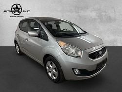 Silber Gebraucht 2014 Kia Venga FIFA World Cup Edition Kleinwagen | 10.900 € (Fairer Preis)