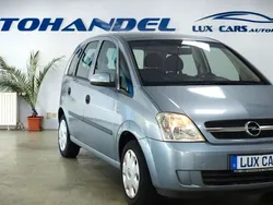 Grau Gebraucht 2004 Opel Meriva Van / Kleinbus | 4.499 € (Teuer)