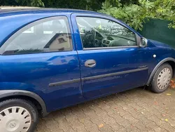 Blau Gebraucht 2004 Opel Corsa Kleinwagen | 500 € (Superpreis)