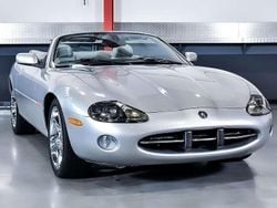 Silber Gebraucht 2003 Jaguar XK8 Cabrio | 19.950 € (Guter Preis)