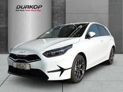(wd) casa white s Neu 2025 Kia Ceed Style Limousine | 27.989 € (Fairer Preis)